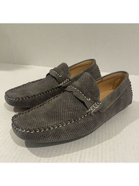 Men’s Arider Grey Suede Loafers Size 8.5 US!